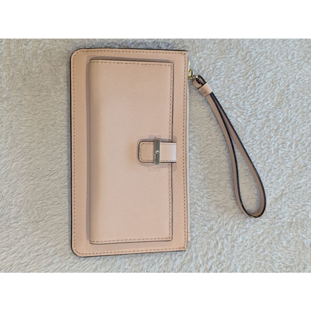 Women's Kate Spade Blush Pink Wristlet Black & White Lining Barely Used - Picture 2 of 11